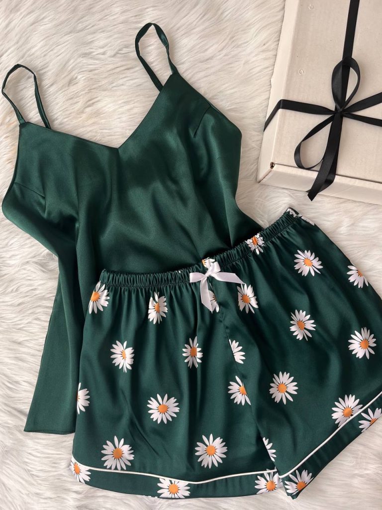 تاپ و شورتک ساتن LX بابونه زمردی