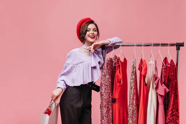 ۱۰ نکته برای انتخاب لباس زنانه باکیفیت و ماندگار